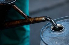 福汇推出新的现货差价合约– UKOilSpot和USOilSpot