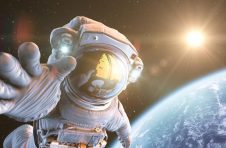 Elon Musk告诉员工下一代Starship火箭是SpaceX的头等大事