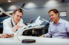 维珍银河控股公司宣布任命新首席执行官