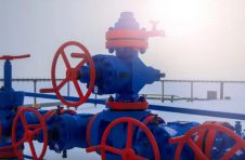 温克勒沃斯不同意伊朗当局鼓励公民投资石油