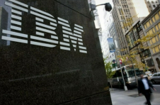IBM通知其美国员工必须在12月8日前完成疫苗接种，否则将停薪停职