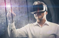 OculusVR头盔销售强劲，Meta股价上涨3.26%