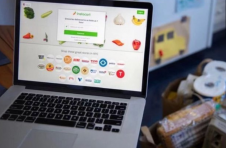 美国生鲜电商Instacart将把公司估值下调至130亿美元左右