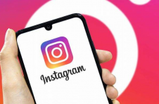 Instagram的全球月活跃用户达20亿，与Facebook差距日益缩小