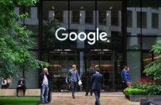 谷歌的员工坐不住，认为公司会大规模裁员
